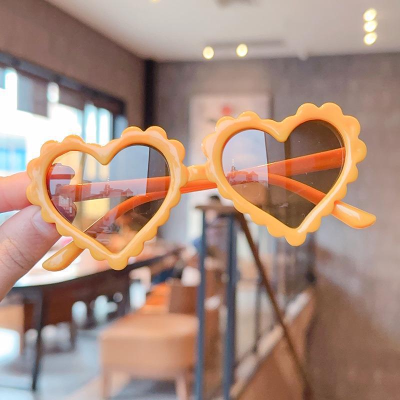 Kids Unisex Fashion Casual Valentine Basic Heart Frame Sunglasses