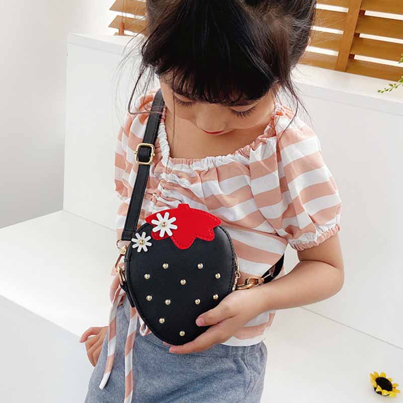 Kids Casual Cute Strawberry Crossbody Bag